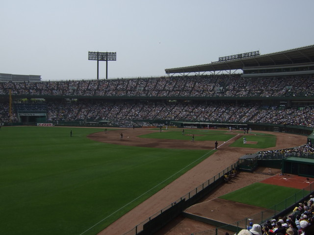 野球場・グリーンスタジアム・アルペン席から見る内野グランドの写真の写真