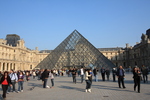 パリ・ルーブル宮殿(ルーブル美術館)・ガラスのピラミッド