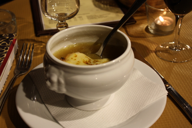 パリ・夕食のスープの写真の写真