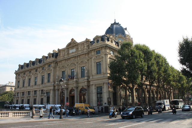 パリ・商事裁判所(Huissiers-Audienciers du Tribunal de Commerce de la Seine)の写真の写真