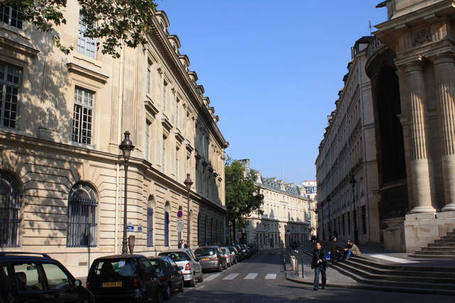 パリ・フランソワ・ミロン通りの写真の写真