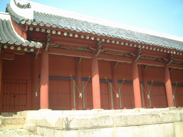 韓国・ソウル・宗廟・永寧殿の東門の写真の写真