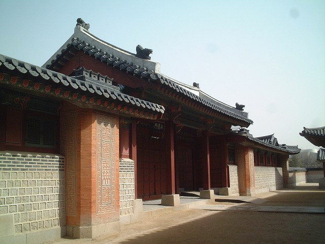 韓国・ソウル・景福宮・両儀門の写真の写真
