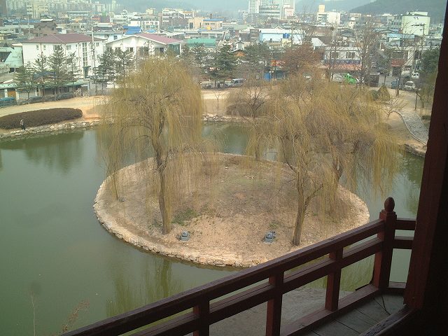 韓国・水原・華城・訪花隋柳亭からの景色の写真の写真