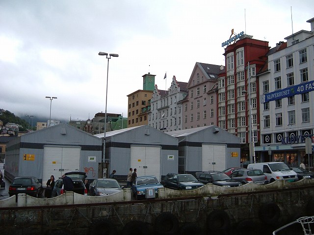 ベルゲン・海沿いにある倉庫の写真の写真