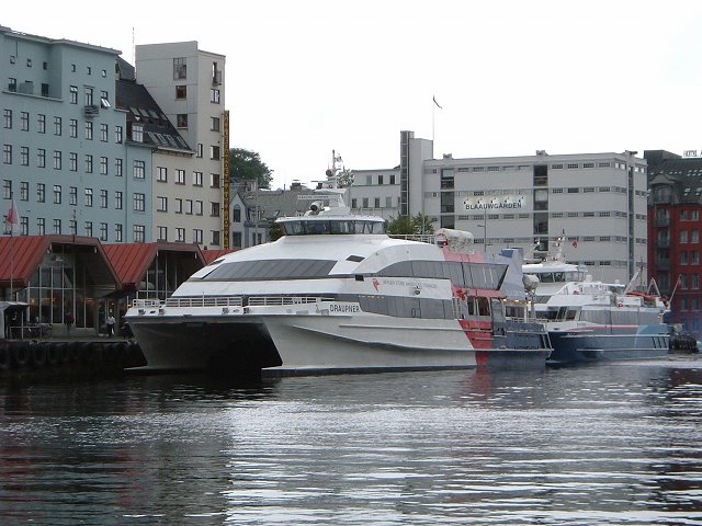 ベルゲン・フィヨルドライン社(Fjord Line)の高速船の写真の写真
