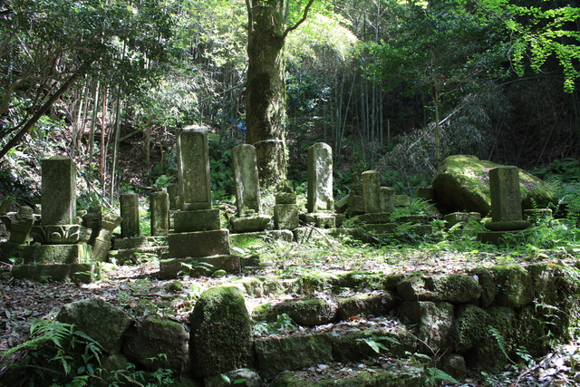 石見銀山遺跡・墓１の写真の写真