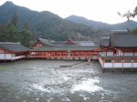 世界遺産・宮島・厳島神社・引き潮のときの本殿