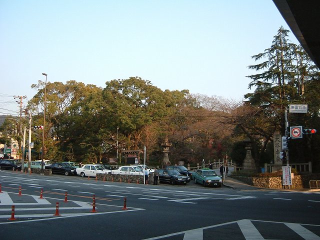 京都・大谷本廟前の交差点１の写真の写真