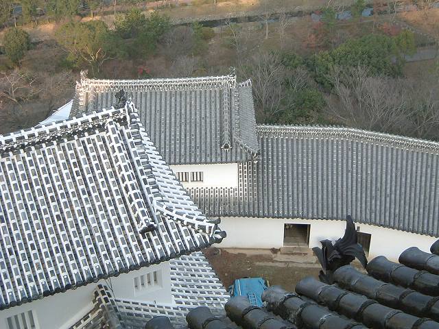 世界遺産・特別史跡・姫路城・地面ははるかに遠いの写真の写真