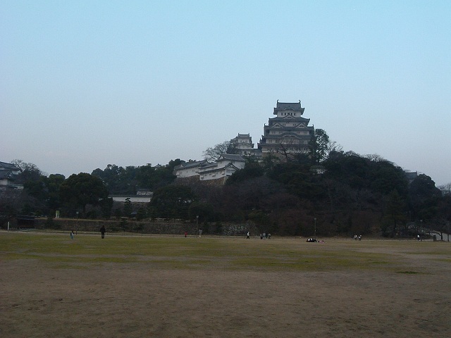 世界遺産・特別史跡・薄暗くなた姫路城の写真の写真