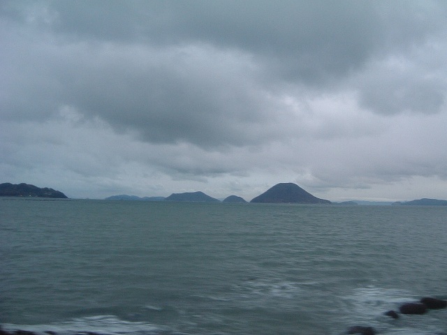 JR予讃線から見る瀬戸内海の写真の写真