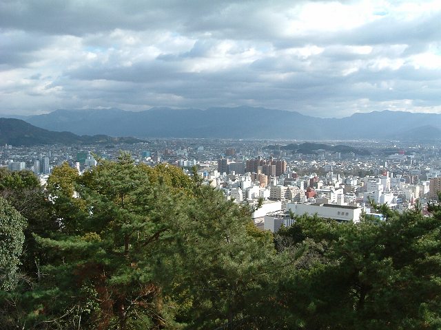 松山・松山城・筒井門付近から見る松山市街の写真の写真