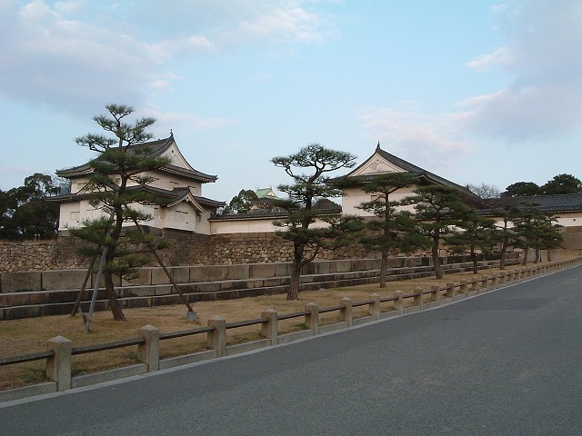 特別史跡・大阪・大阪城・複数の櫓が隣接するのは千貫櫓櫓と多聞櫓だけの写真の写真