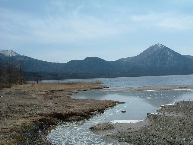 霊場恐山・宇曽利山湖の外輪山が良く見えるの写真の写真