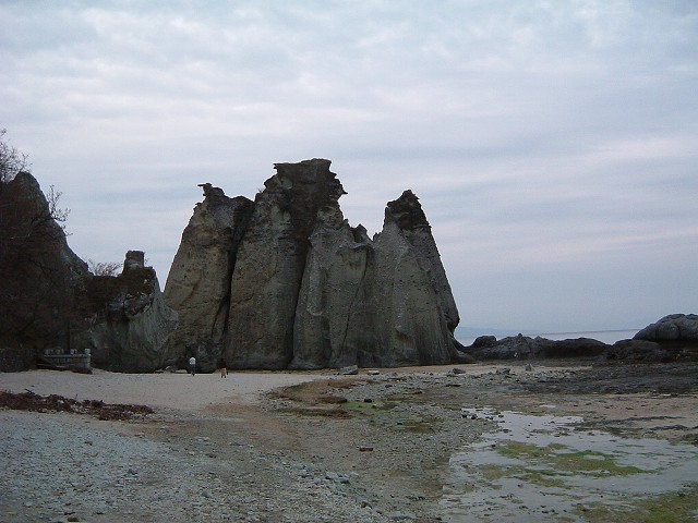 仏ヶ浦・奇岩まで歩いて散策できるの写真の写真