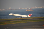 日本航空・MD90