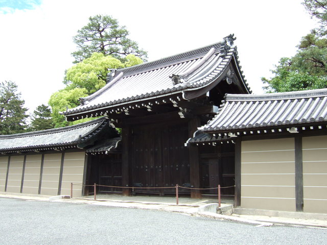 皇室遺産・京都御所・皇后門の写真の写真