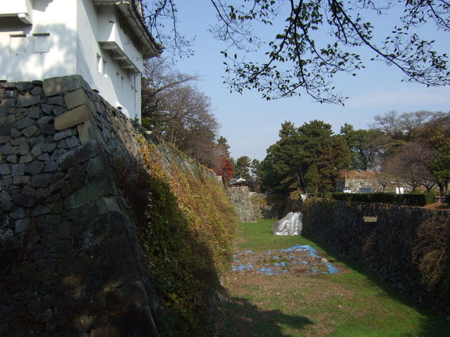 特別史跡・名古屋城跡・東南隈櫓からみる内堀の北側の写真の写真