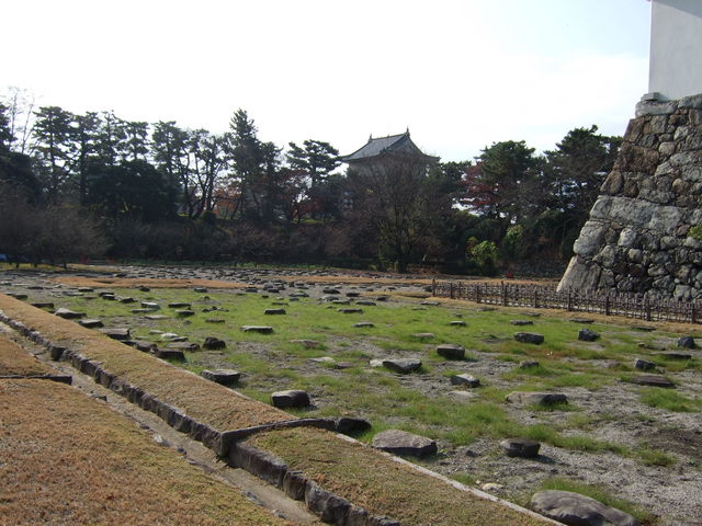 特別史跡・名古屋城跡・本丸御殿跡の礎石の写真の写真