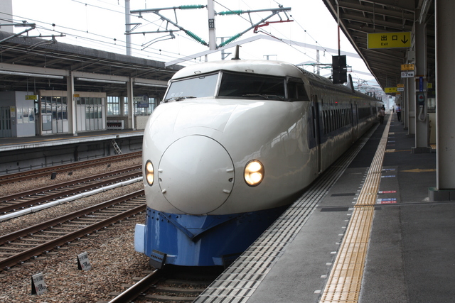 新幹線０系８１の写真の写真