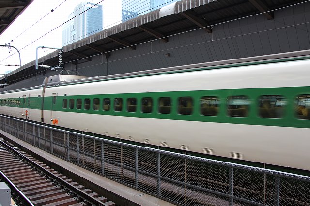 新幹線200系・K47編成・徐々にスピードアップの写真の写真