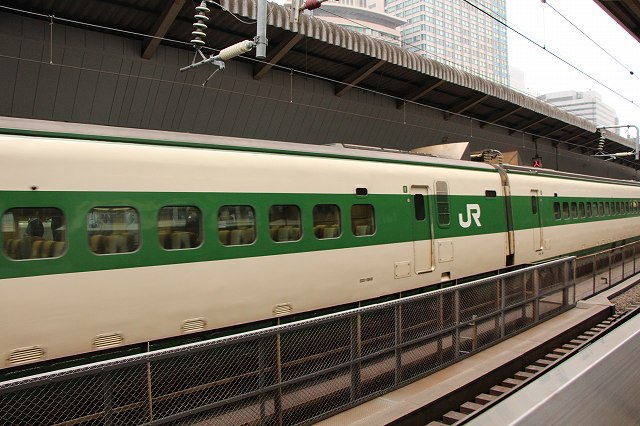 新幹線200系・K47編成・動きが早いのでタイミングを合わせるのが難しいの写真の写真