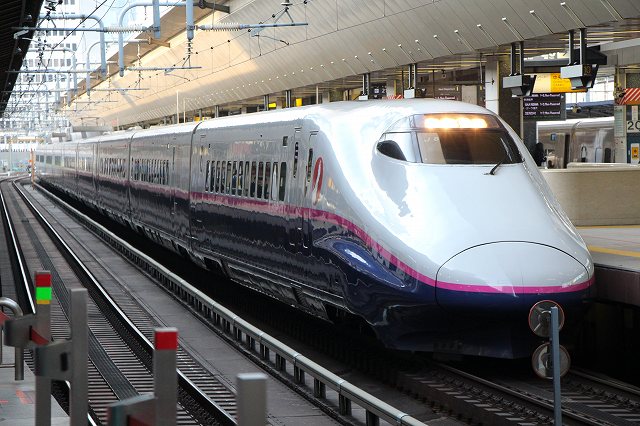 新幹線E2系0番台・10両編成のJ編成の写真の写真