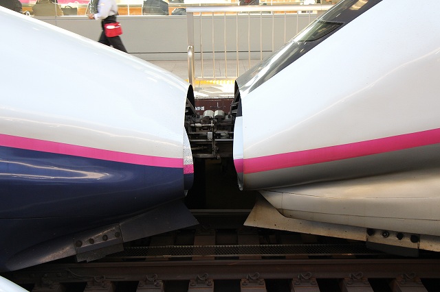 新幹線E3系・E2系との連結の写真の写真