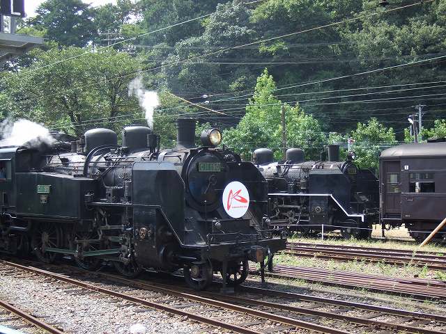 蒸気機関車(SL)のC11 190・kakaricho-kaiのヘッドマークの写真の写真