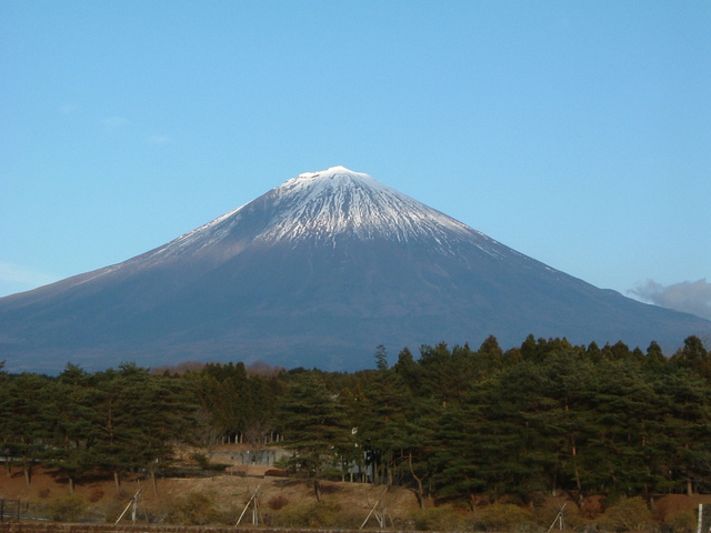 特別名勝・富士山・雪が残る富士山の写真の写真