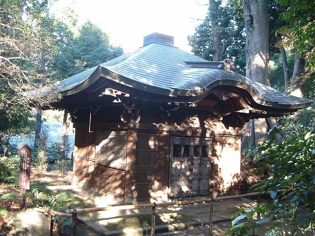 特別史跡と特別名勝の小石川後楽園の庭園３０の写真の写真