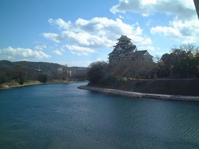 特別名勝の岡山後楽園の周囲の堀１の写真の写真