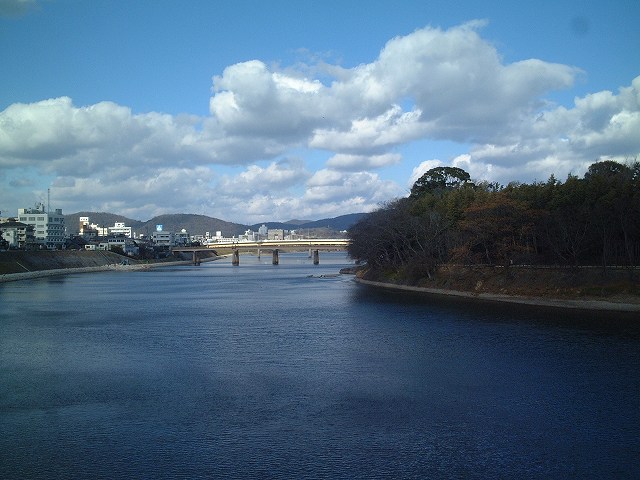 特別名勝の岡山後楽園の周囲の堀２の写真の写真