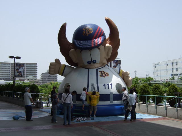 野球場・グリーンスタジアム・オリックスのマスコットの写真の写真