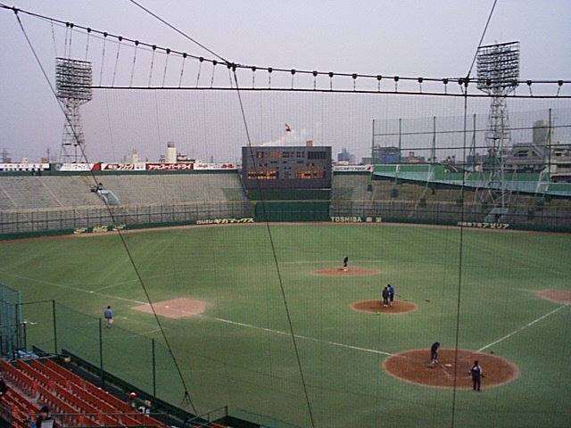 野球場・川崎球場・バックネット裏から見るフィールドの写真の写真