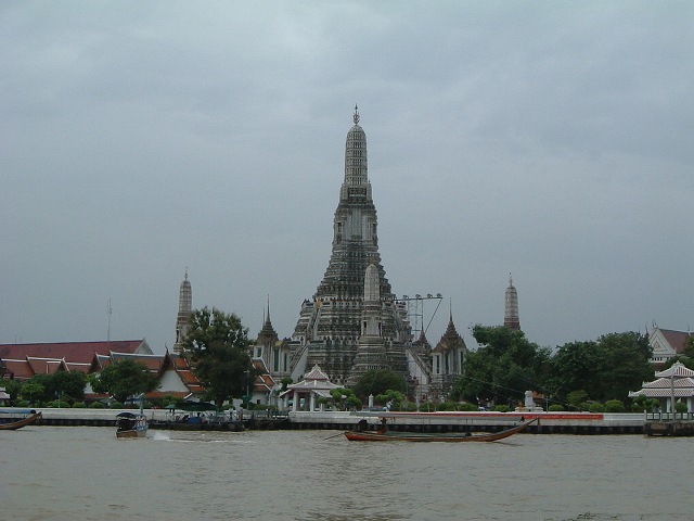 バンコク・水上バスから見る景色の写真の写真
