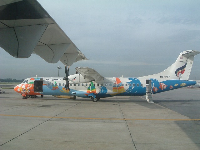 バンコクエアウェイズ・塗装１・ATR72の写真の写真