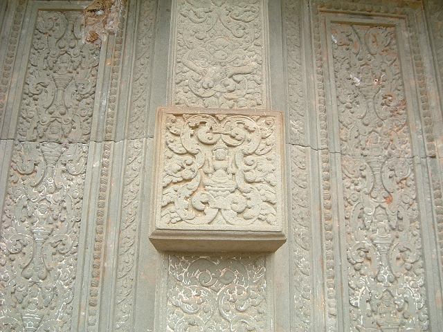 世界遺産・東メボン・紋章のような彫刻の写真の写真