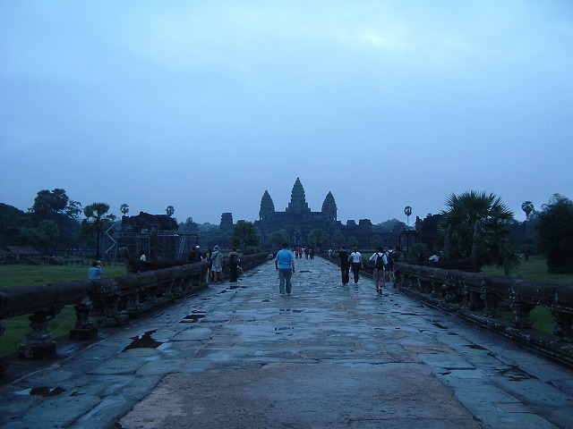 世界遺産・明け方のアンコール・ワットの写真の写真