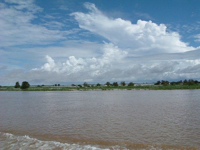 トンレサップ湖・トンレサップ川の写真の写真