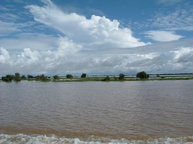 トンレサップ湖・トンレサップ川の写真の写真