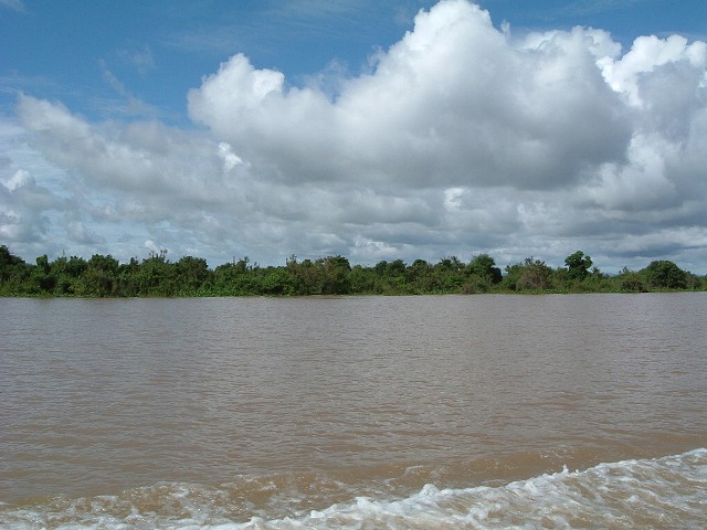 トンレサップ湖・トンレサップ川の写真の写真