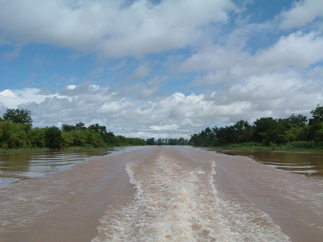 トンレサップ湖・トンレサップ川の写真の写真