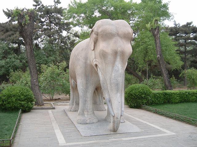 明十三陵・神道の写真の写真