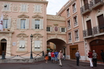 モナコ・宮殿前広場右手方向