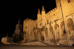 アヴィニョン・夜の法王庁