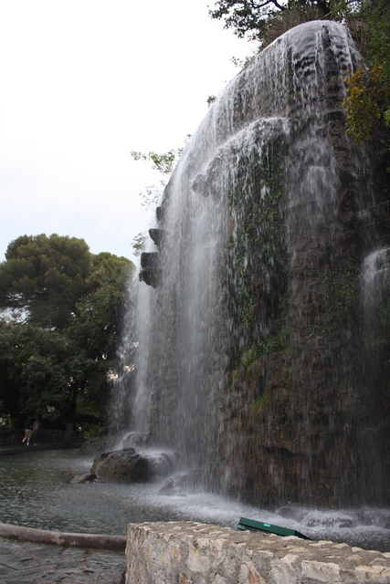 ニース城・滝の写真の写真
