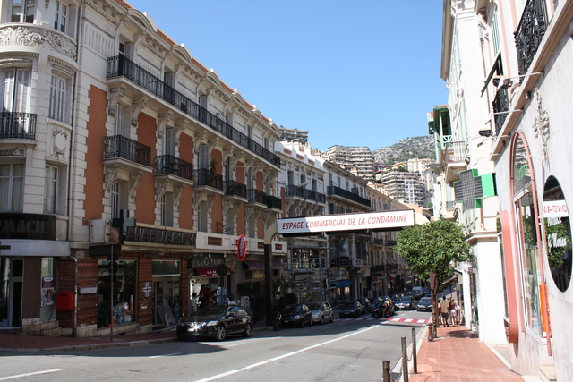 モナコ・グリマルディ通りの写真の写真