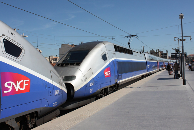 フランス・フランス国鉄・TGV Duplexの写真の写真